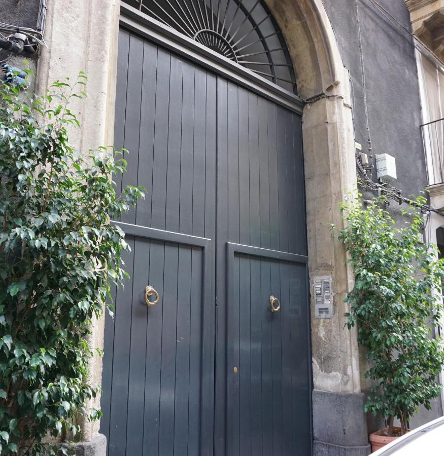 Elegante Appartamento Centro Storico Κατάνια Εξωτερικό φωτογραφία